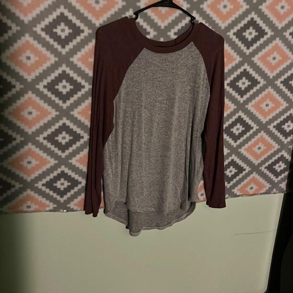 American Eagle Outfitters, size S, grey and red